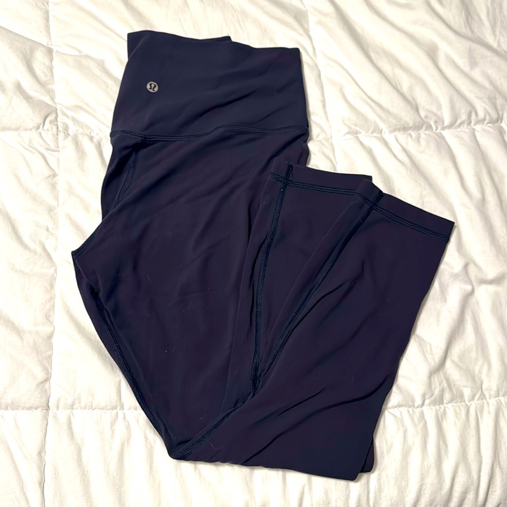 Lululemon navy blue Align calf length leggings